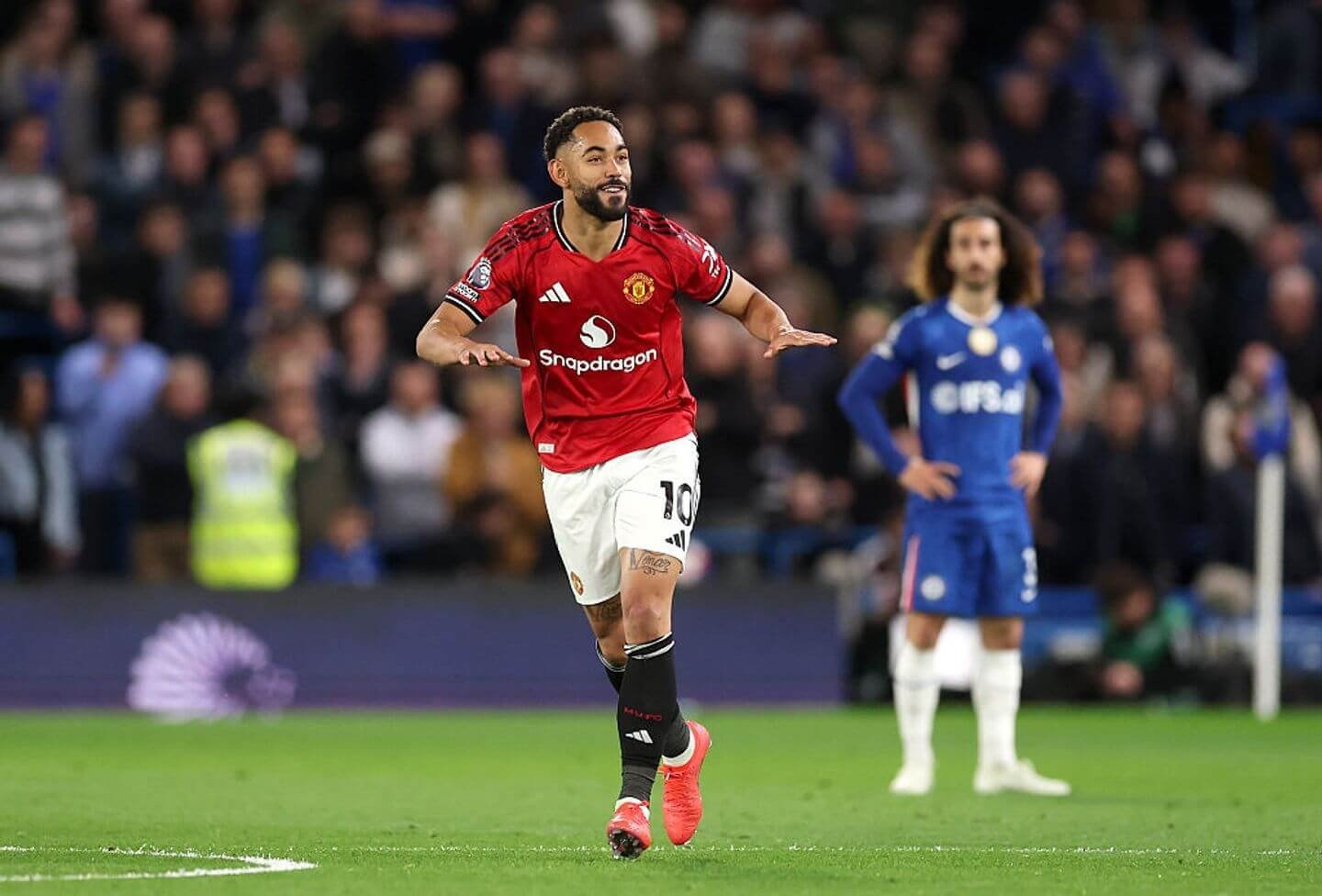 Mateus Cunha's Goal Gives Manchester United 1-0 Victory Over Chelsea at Stamford Bridge