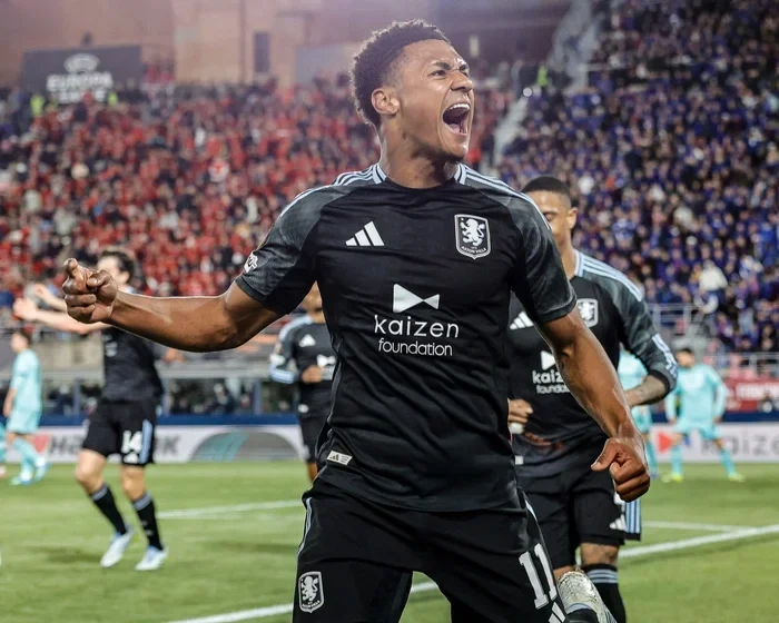 Watkins Scores Brace as Aston Villa Beats Bologna 2‑1 to Lead Group St